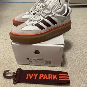 Beyoncé ivy park platform sneaker